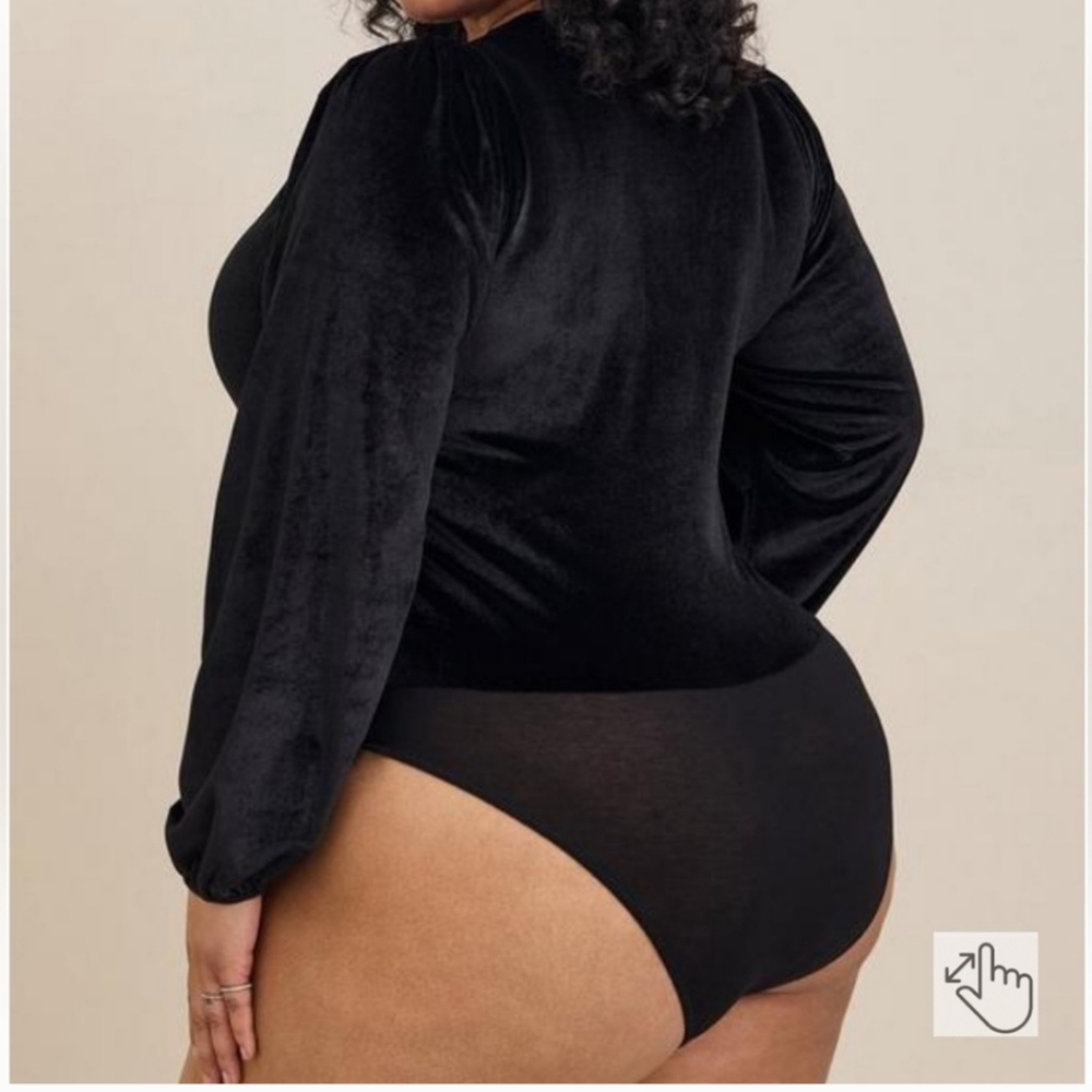 Torrid V Neck Velvet Long Sleeve Bodysuit - Picture 7 of 13